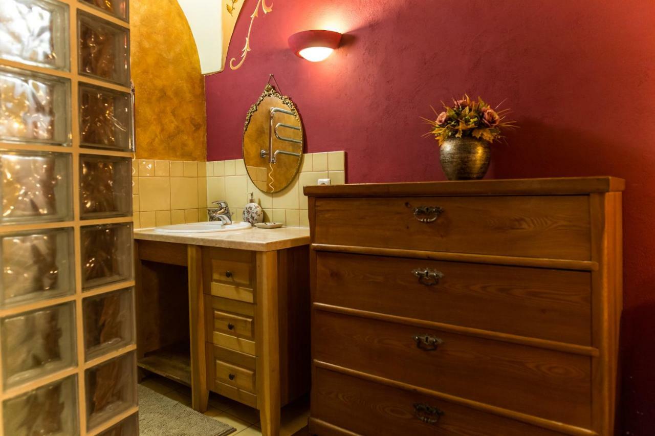 Antique Old Town Studio By Urban Rent Apartment วิลนีอุส ภายนอก รูปภาพ
